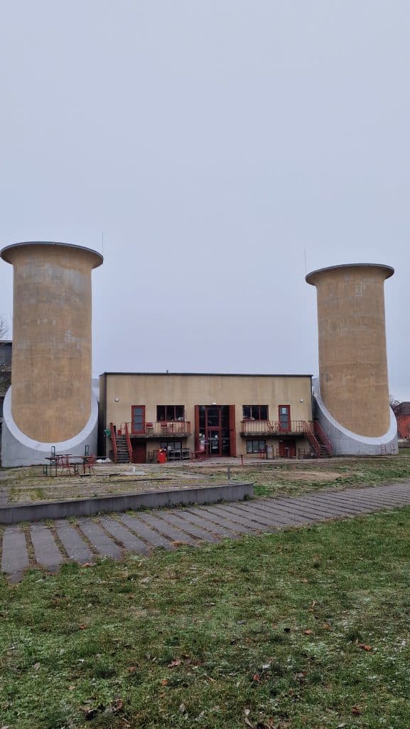 Studentisches Café nahe dem Trudelturm Berlin-Adlershof