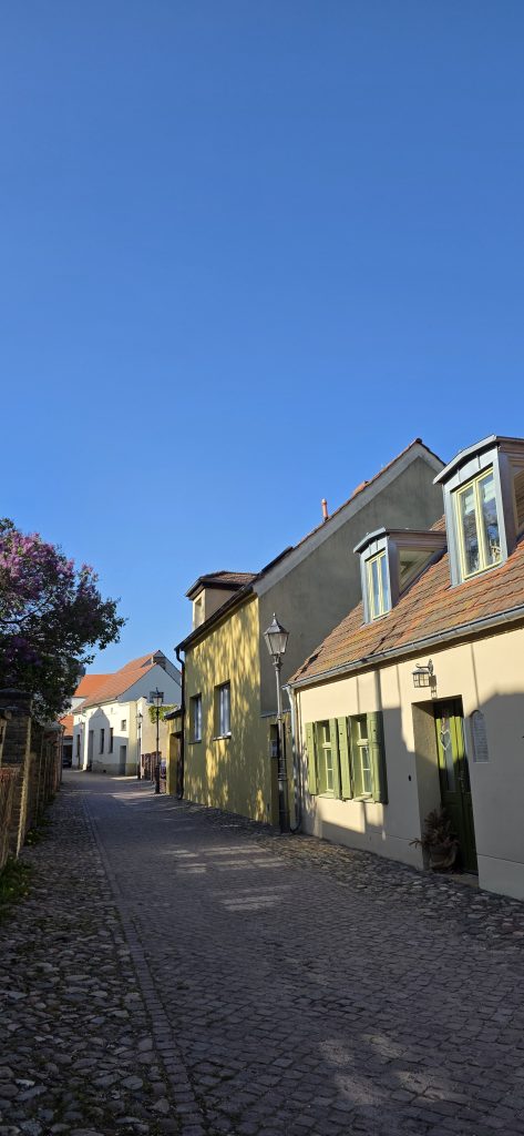 Altstadtinsel Werder an der Havel mit Blick auf die Havel und kleine Gassen