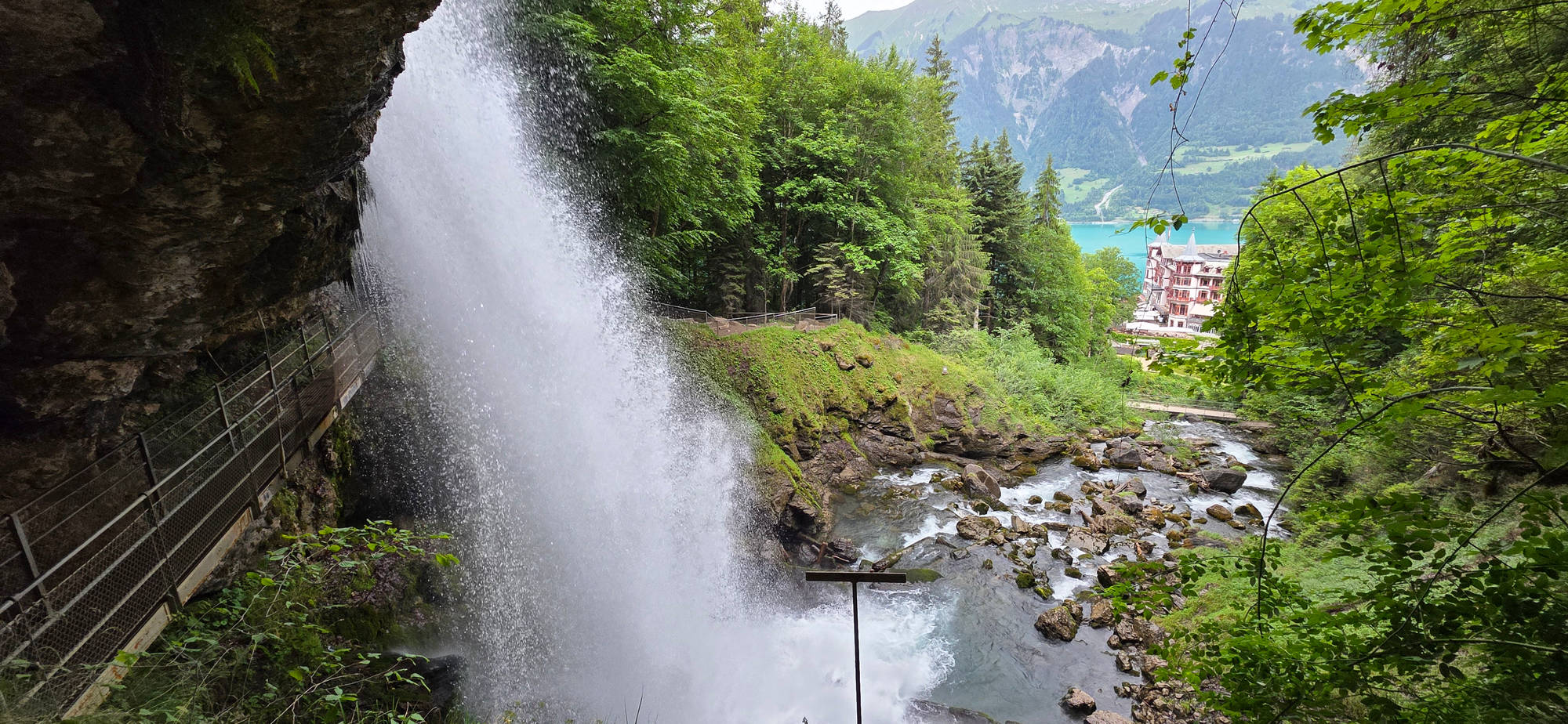 Giessbachfall Schweiz und Grand Hotel