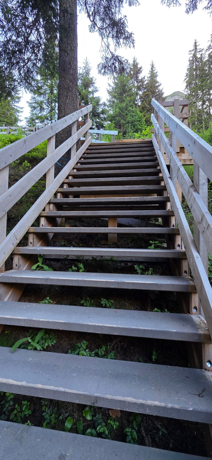 Gelmerbahn Fussweg zur Talstation