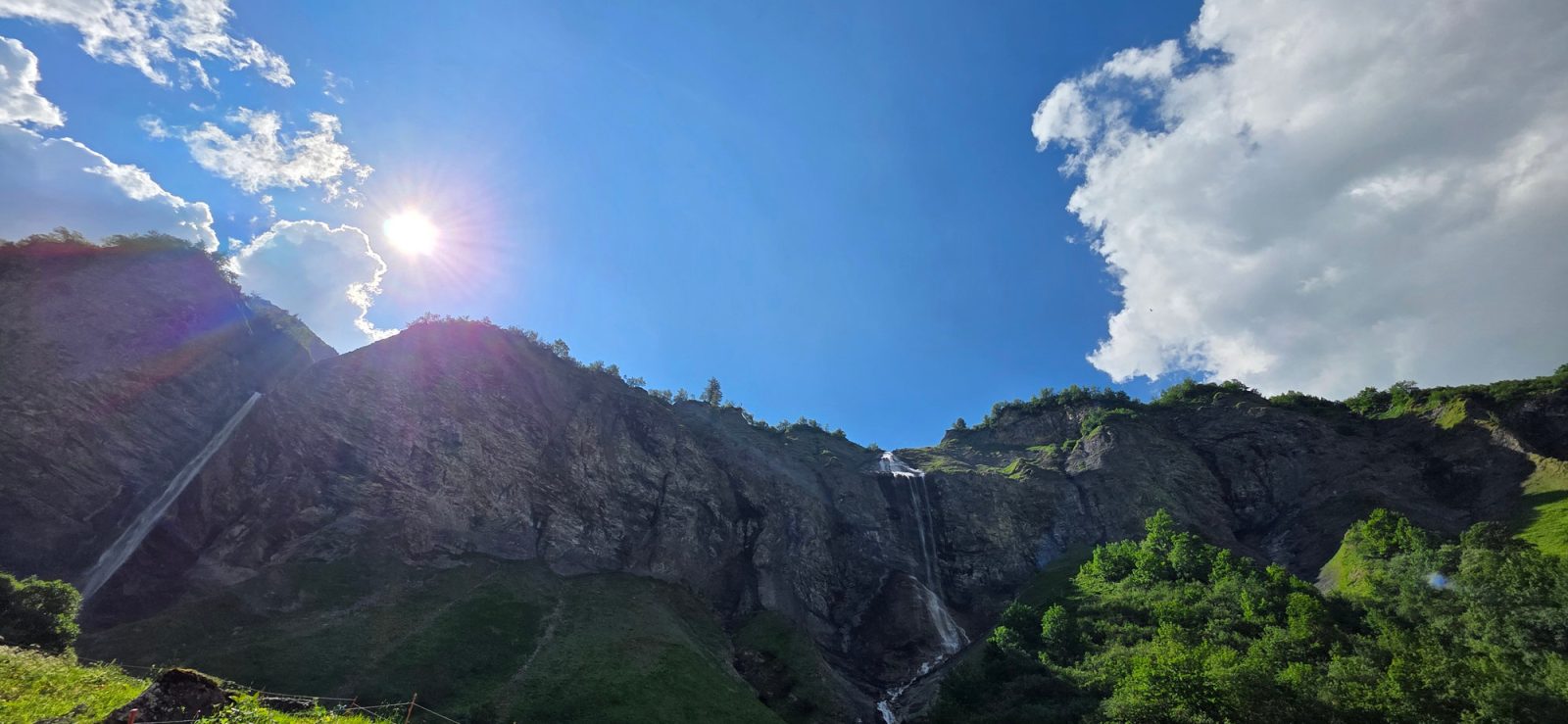 Wasserfall-Arena Batöni Wanderung