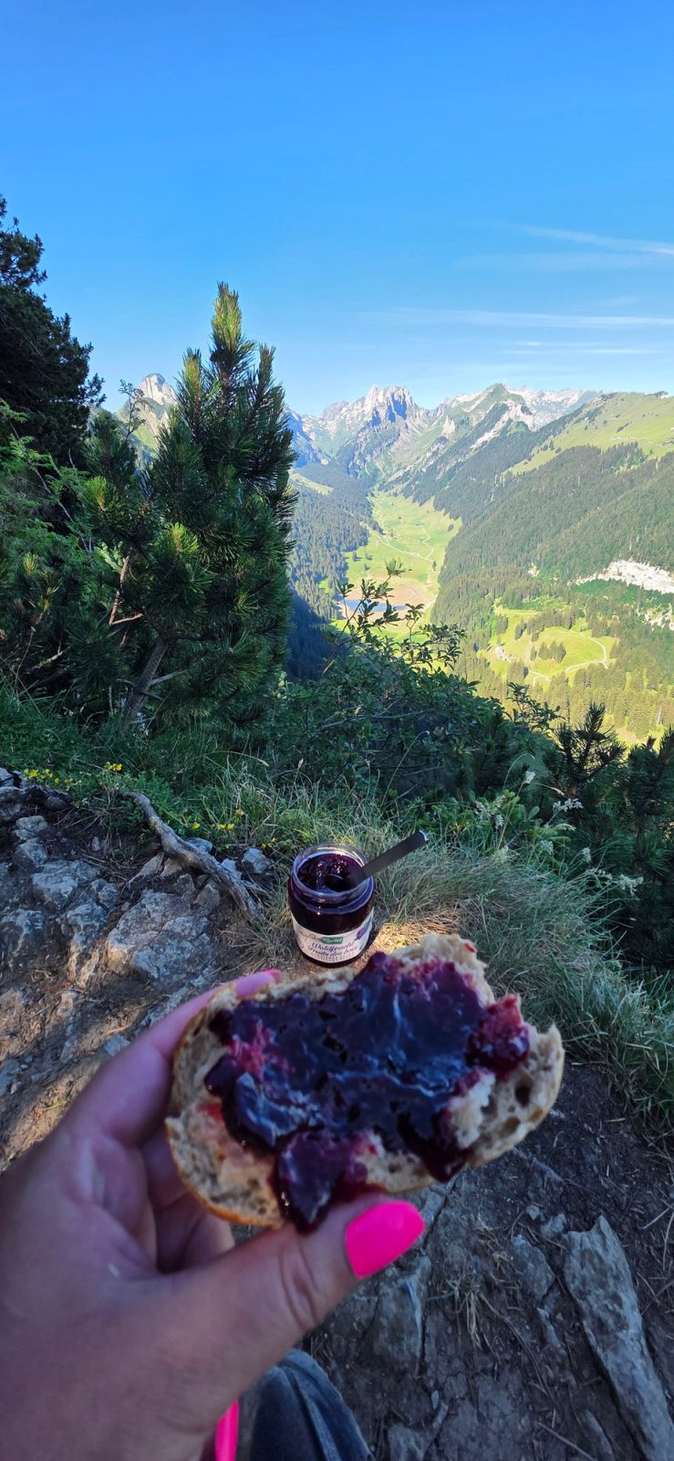 Frühstück am Berg