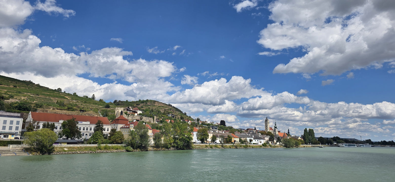 Schifffahrt Spitz Krems